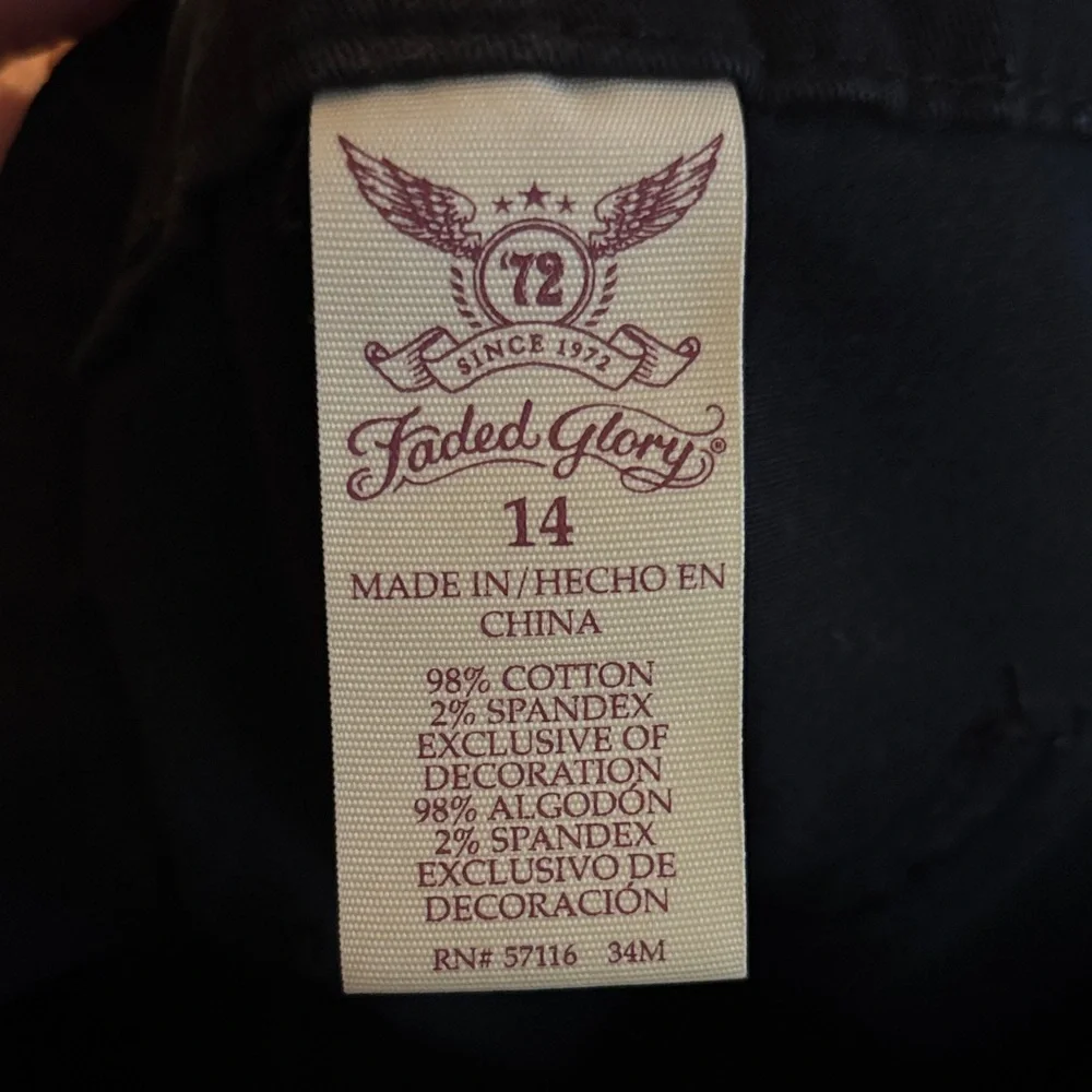 Faded Glory Women's Black Shorts - Picture 4 of 5